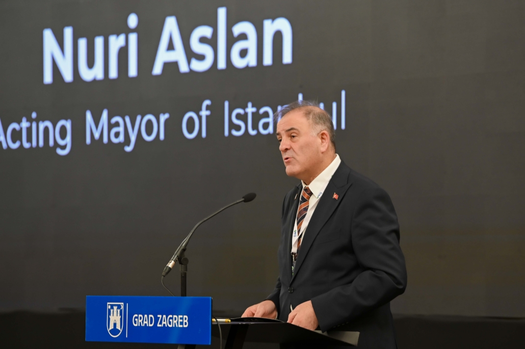 B40 - Unsorted (100)